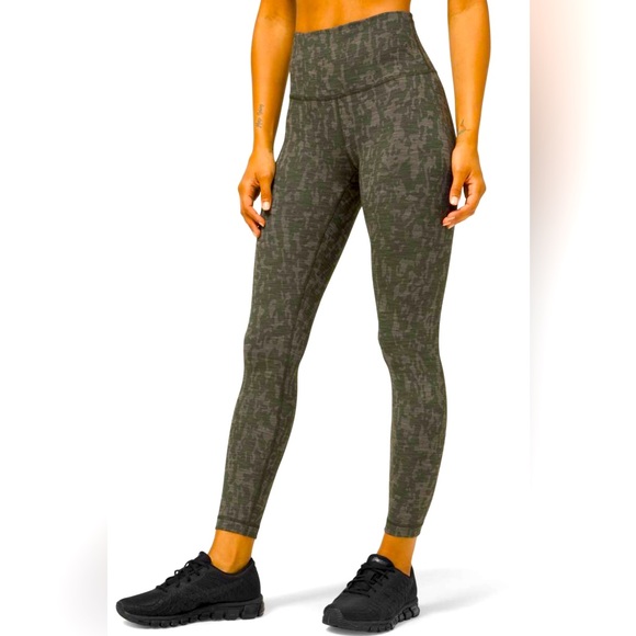 Lululemon Wunder Train High-Rise Tight 25" - Picture 1 of 8